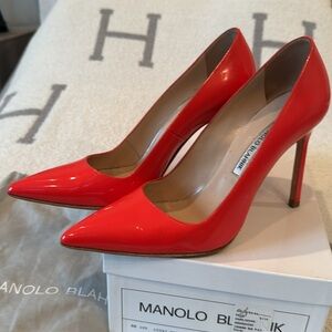 Manolo Blahnik BB Sz 38 / 8 Coral w/ Original Box and Dust Bag